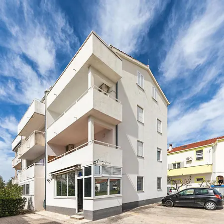 Near The Sea Apartment